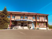 Hotel le Saint Aubin Hotel di Hericourt-sur-Therain