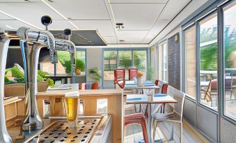 Kyriad Direct Evreux