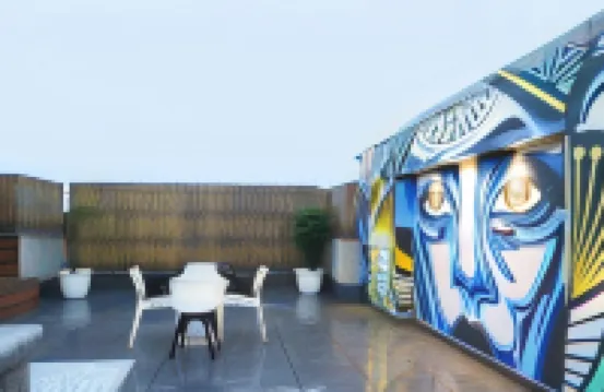 Metro Studios Hotel a 