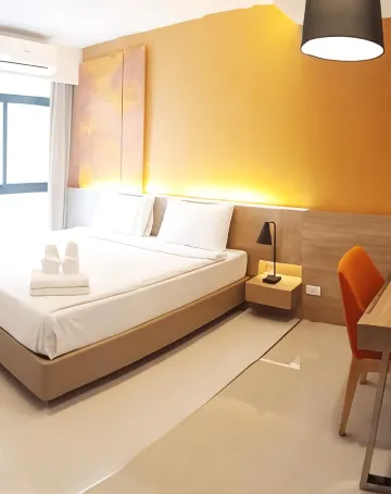 ห้องดีลักซ์ เตียงใหญ่ 1 เตียง