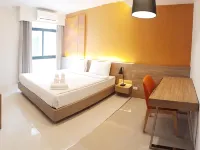 Abizz Hotel Lampang Airport Hotels near Clock Tower Intersection