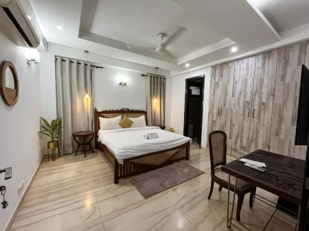 Avatar Living @Safdarjung Enclave Отели рядом со станцией Moolchand