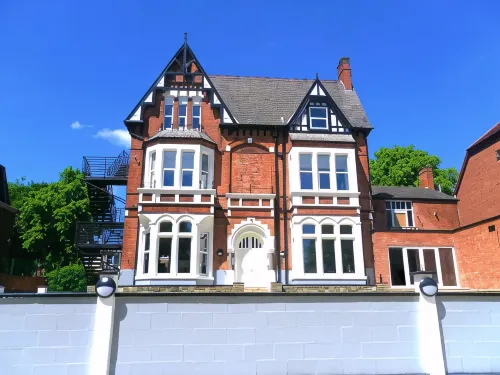 Claremont Hotel Hotels in Arnold