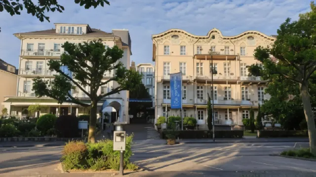 巴特洪堡公園飯店