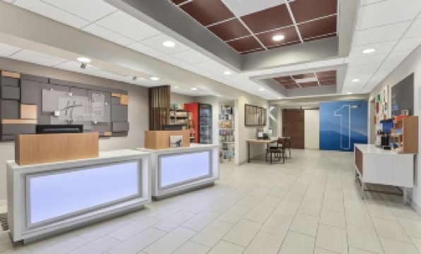 Holiday Inn Express & Suites Byron by IHG