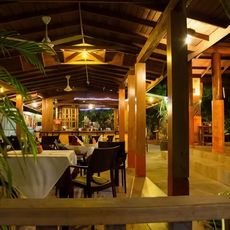 Sunrise Club Hotel