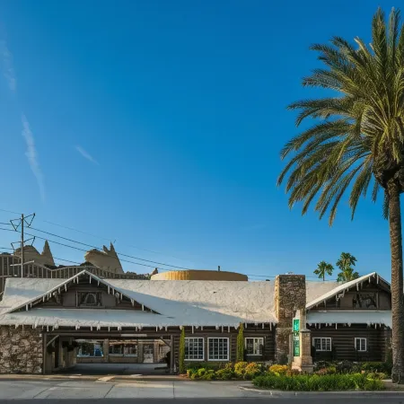 Alpine Inn Near Convention Center and the Park