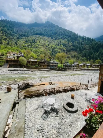 Living Good - A Himalayan Boutique Stay