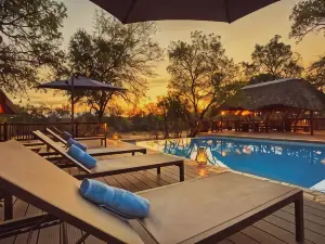 Vuyani River Lodge
