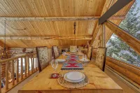 Big Sky - BIG Cabin! Your Winter Dreamland! Stunning, Huge Home on the Gallatin
