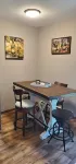 Peaceful retreat on Fawn Lake, local Winery, & minutes from the Dells! - Wifi