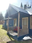 Little Blue Cabin on the Clearwater River! - Homestays