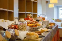 Hotel Romanda - breakfast
