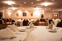 Fireside Inn & Suites Portland فنادق في بورتلاند