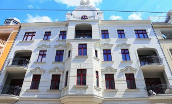 Provenir Home Kwiatowa 5