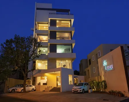 Hotel K Tree - A Boutique Hotel Отели в г. Колхапур