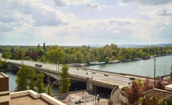 Zenao Appart'hôtels Suresnes