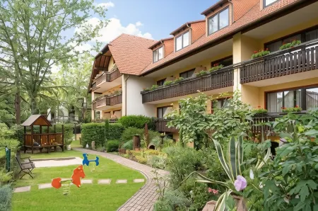 Hotel-Residenz Immenhof Отели в г. Эденкобен