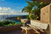 Delamore Lodge - Sea View