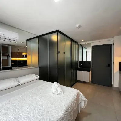 Get by Side Hotels near Manaira shopping