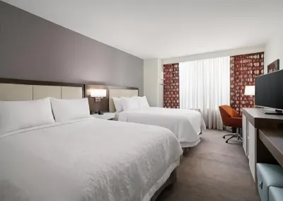 Hampton Inn by Hilton Glendale Milwaukee Hotel di Glendale