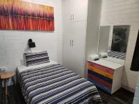 Adelaide Backpackers Hindley St Hôtels à : Mile End