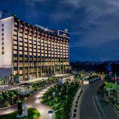 Taj Lakefront Bhopal Hotel Exterior