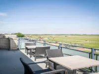 Apartment in Netherlands Near the Coast Hotels in Den Hoorn