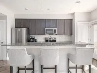 Relax in Style, Golf course Community Townhouse - 3440 Hotels in Lysander