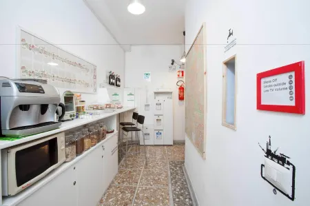 Martini Bed Отели рядом с достопримечательностью «Римский университет Тор Вергата»