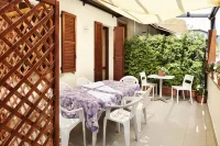 Beb I Portici Hotels in Cernobbio