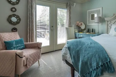 Wine Down Cottage in the Heart of Cambria
