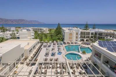 Vantaris Palace