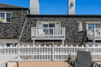 Snyders Shoreline Inn