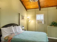 Carolina Landing RV Resort - Caravan Park Hotels in Oconee County