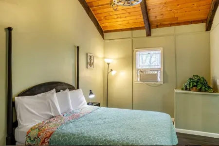 Carolina Landing RV Resort - Caravan Park