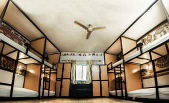 Madpackers Pushkar