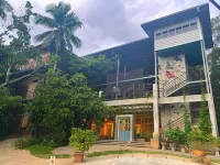 Ceylon Kingsmen Garden Hotel - Katunayake