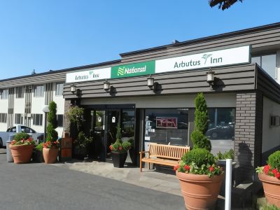 Arbutus Inn