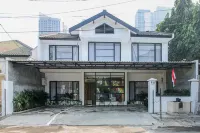 Mono Coliving Kencana, Surabaya Các khách sạn ở Dukuhpakis