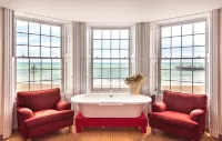 Drakes Hotel - 4-Star