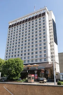 КОНТИНЕНТ, гостиничный комплекс Отели в г. 