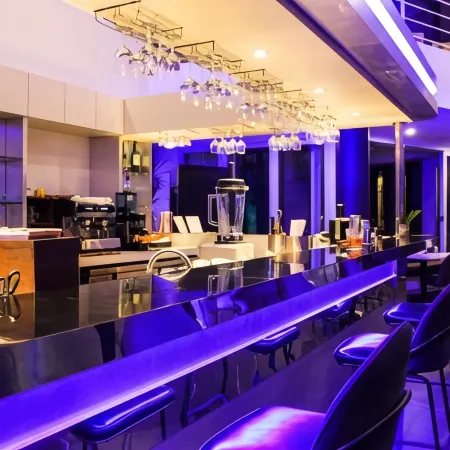 Doulos Phos The Ship Hotel