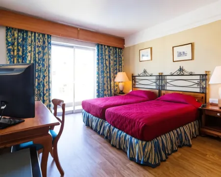 Topaz Hotel Hotels in Bugibba