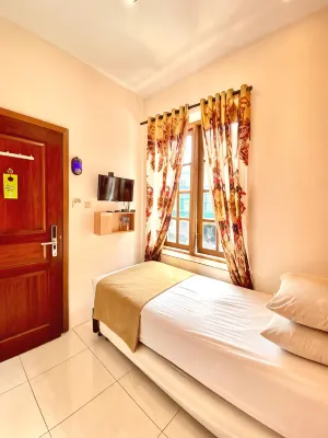 Cabin Hotel Bhayangkara