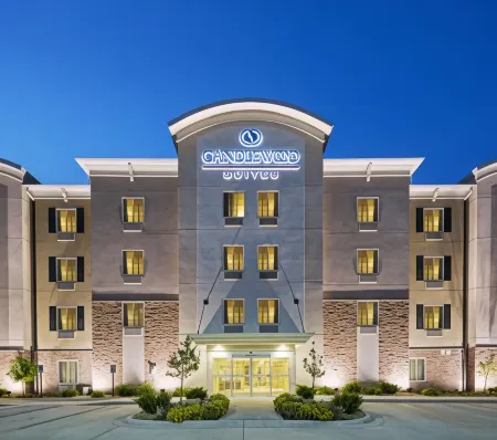 Candlewood Suites West Edmonton - Mall Area