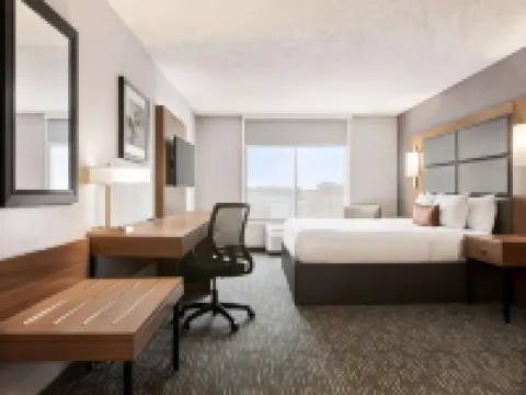 Wingate by Wyndham Cincinnati/Blue Ash Hotels in Blue Ash