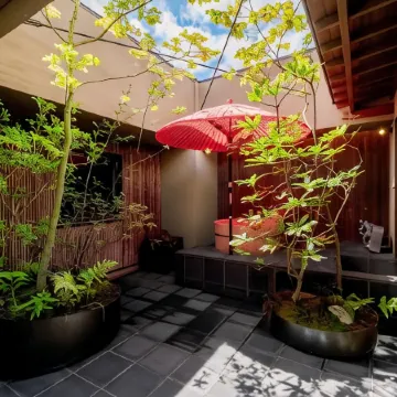 Gozan Hotel & Serviced Apartment Higashiyama Sanjo Отели рядом с достопримечательностью «Храм Тион-ин»