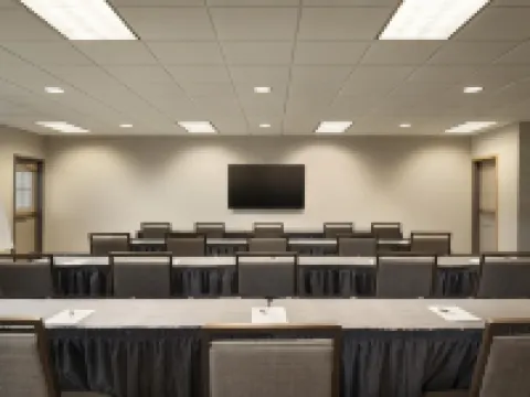 Country Inn & Suites by Radisson, Coralville, IA Hotels in Johnson County