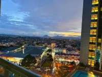 Imperial Grand Suite Apartment Kuching - Mountain view